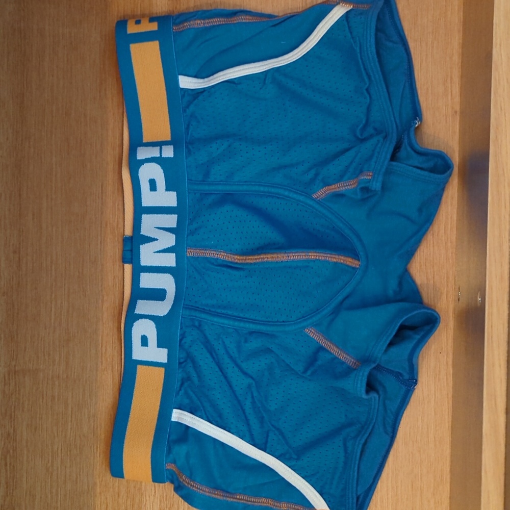 Pump! briefs